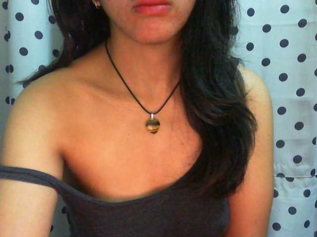 Live sex webcam photo for Cyah2 #291938479