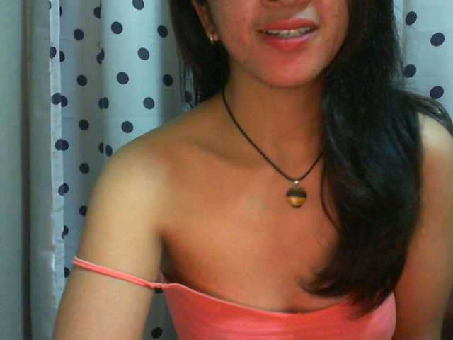 Live sex webcam photo for Cyah2 #291947270