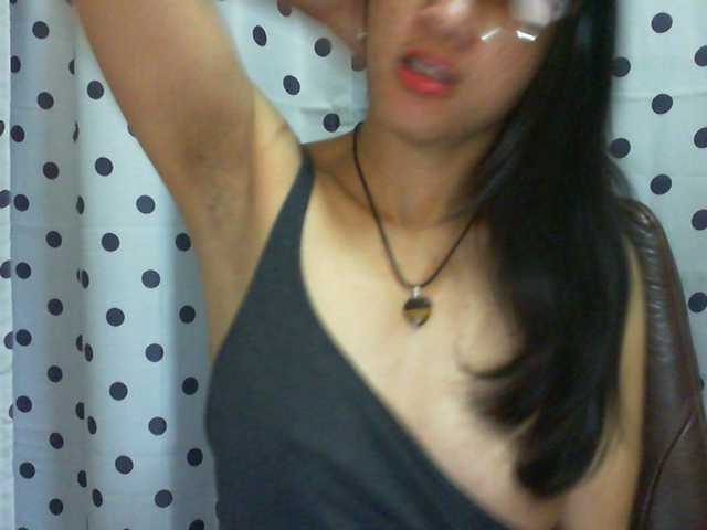 Live sex webcam photo for Cyah2 #292031902