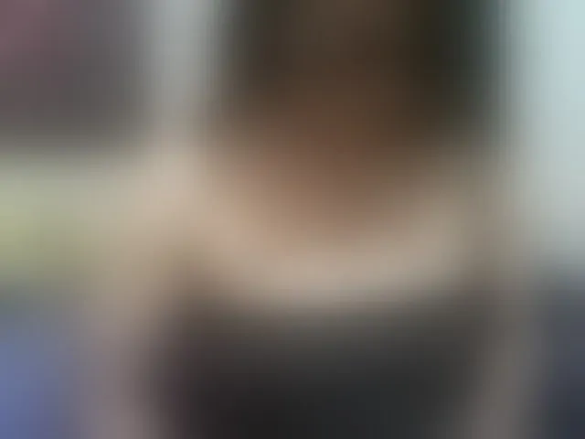 Live sex webcam photo for Cyah2 #293317146