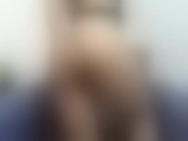 Live sex webcam photo for Cyah2 #293803880