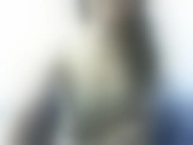 Live sex webcam photo for Cyah2 #294130958