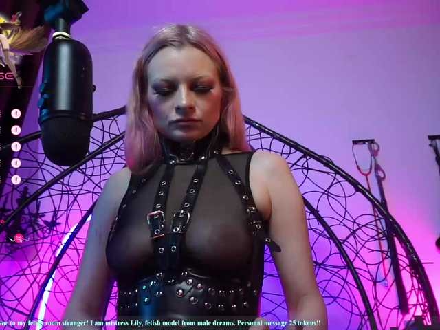 Live sex webcam photo for CyberGoddess #276695729