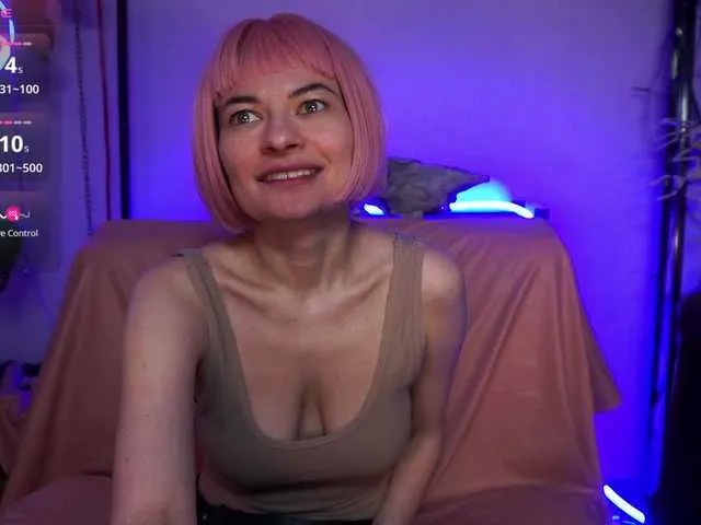 Live sex webcam photo for CyberGoddess #290964055