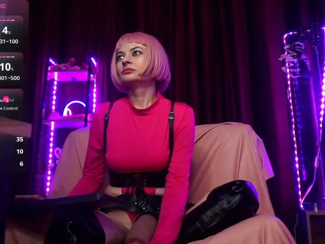 Live sex webcam photo for CyberGoddess #291695850