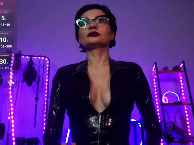 Live sex webcam photo for CyberGoddess #291875335