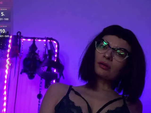 Live sex webcam photo for CyberGoddess #291890045