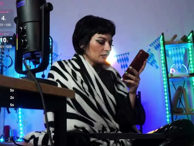 Live sex webcam photo for CyberGoddess #292012101