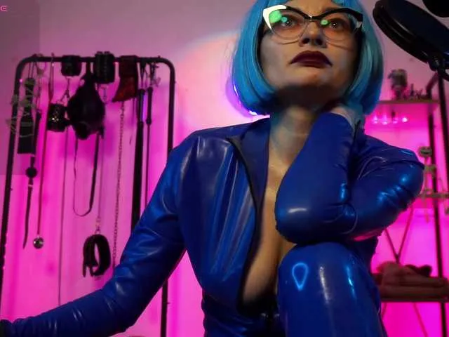 Live sex webcam photo for CyberGoddess #292313231