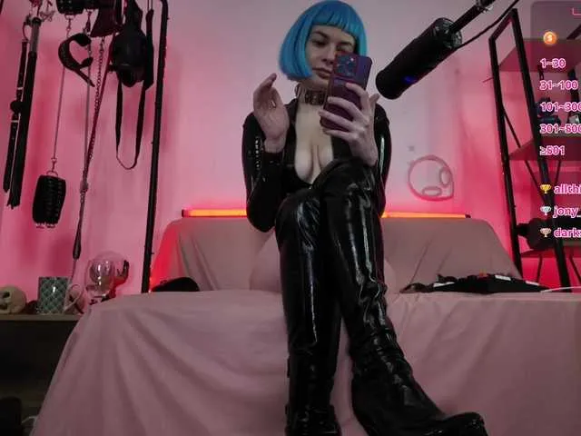 Live sex webcam photo for CyberGoddess #293561323