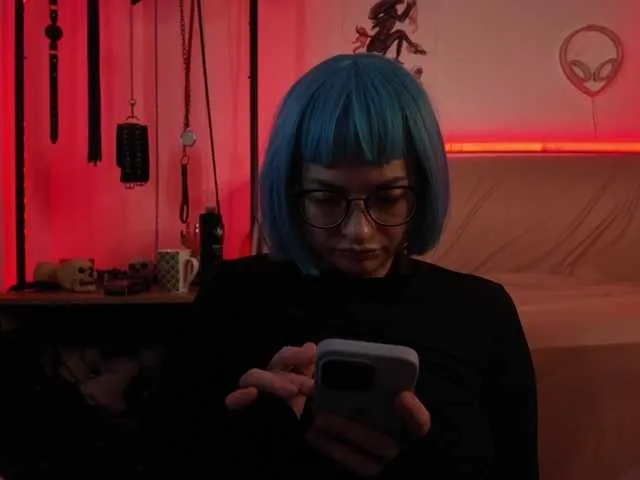 Live sex webcam photo for CyberGoddess #293824191
