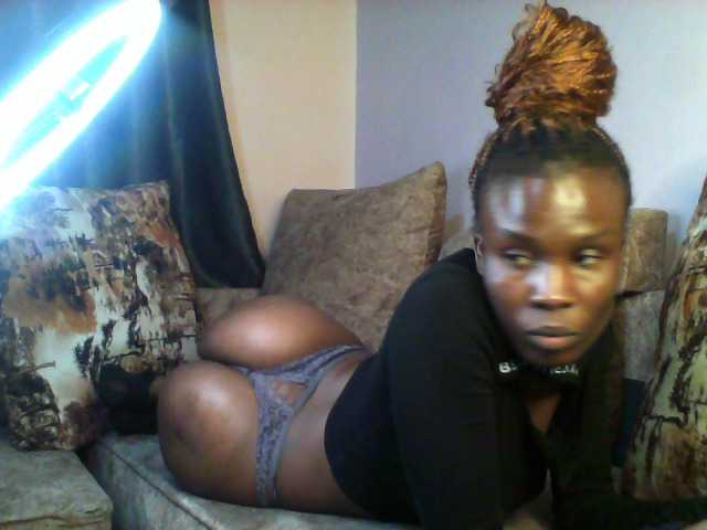 Live sex webcam photo for Cynthia-Awuor #289702701