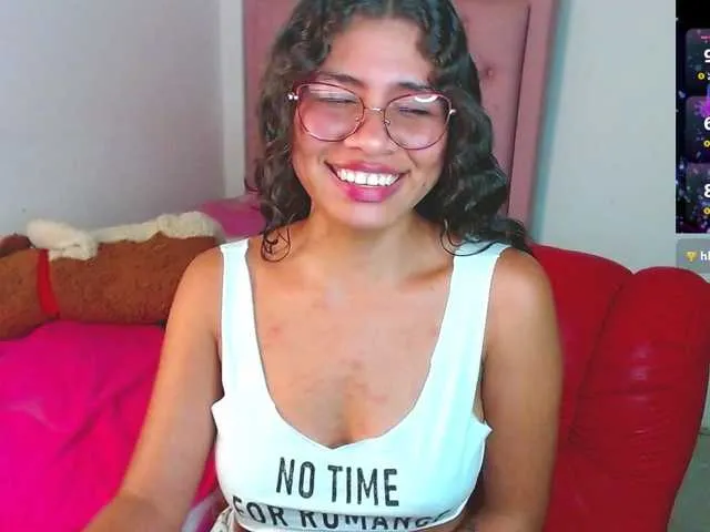Live sex webcam photo for Cyntiaross #291026387