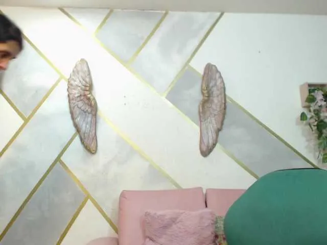 Live sex webcam photo for Cyrano-Roxana #292165422