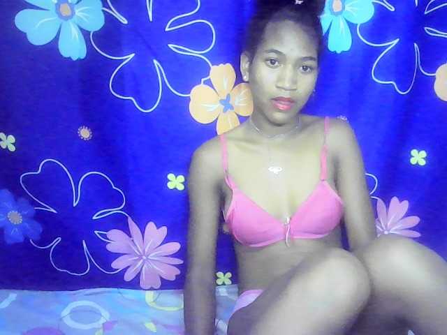 Live sex webcam photo for Cyrus20- #273012265