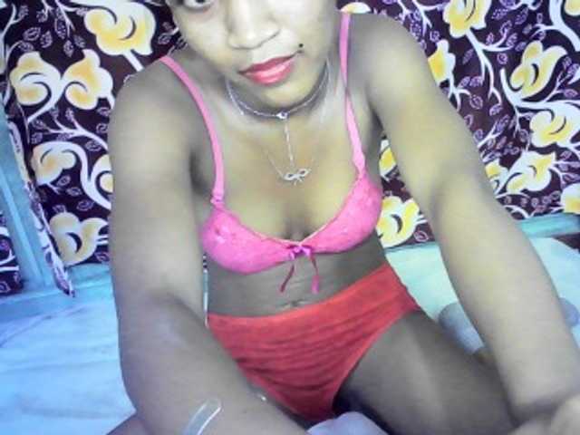 Live sex webcam photo for Cyrus20- #273103488