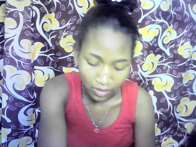 Live sex webcam photo for Cyrus20- #273192358