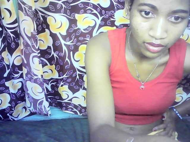 Live sex webcam photo for Cyrus20- #273203821