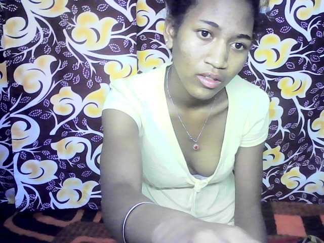 Live sex webcam photo for Cyrus20- #273239057