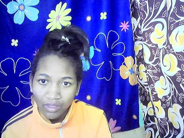 Live sex webcam photo for Cyrus20- #273437052