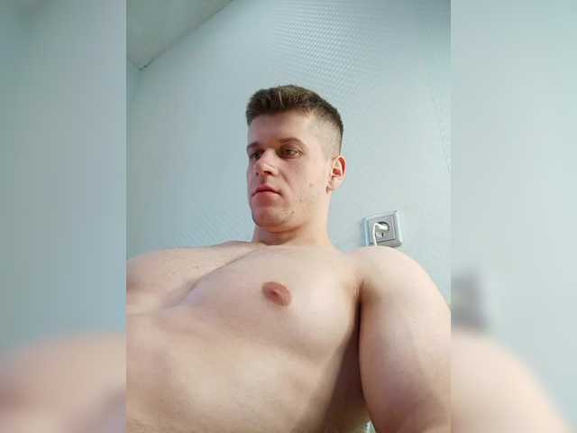 Live sex webcam photo for D-GREG #278308204