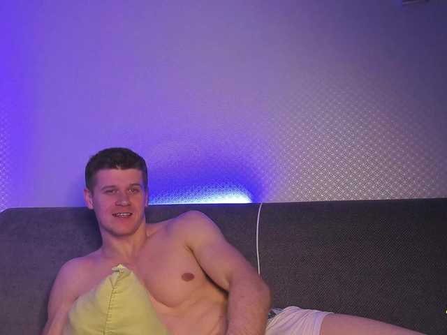 Live sex webcam photo for D-GREG #287187145