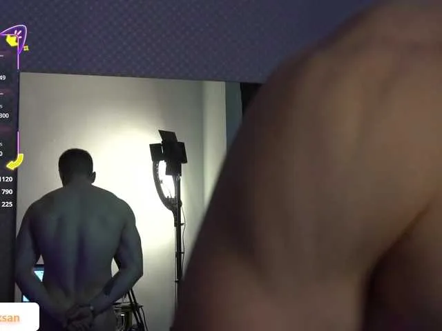 Live sex webcam photo for D-GREG #290906516