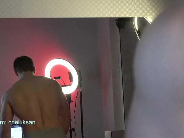 Live sex webcam photo for D-GREG #290967063