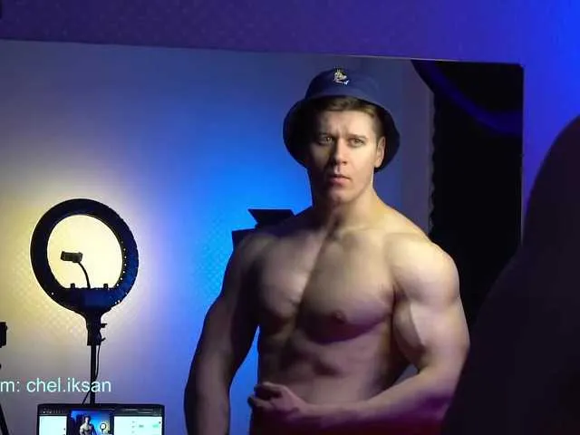Live sex webcam photo for D-GREG #290972945