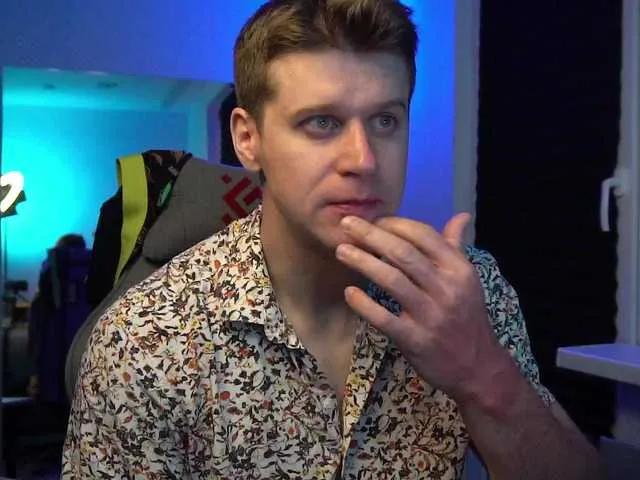 Live sex webcam photo for D-GREG #291310714