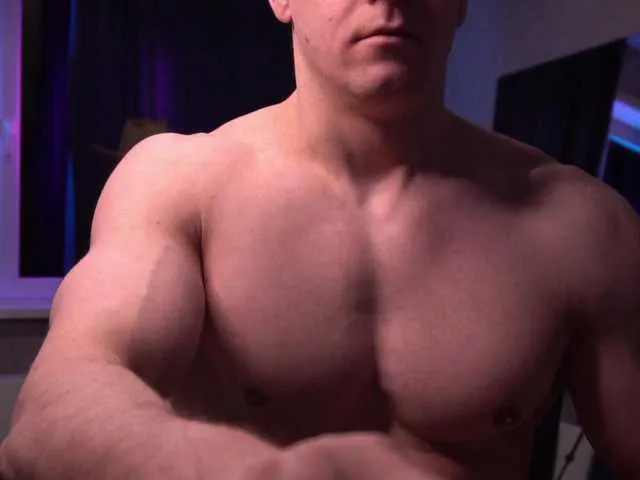 Live sex webcam photo for D-GREG #293180727