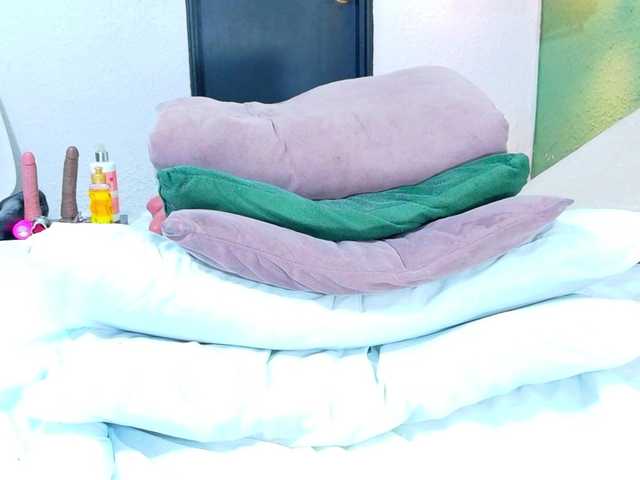 Live sex webcam photo for DANAABROWN #290802661