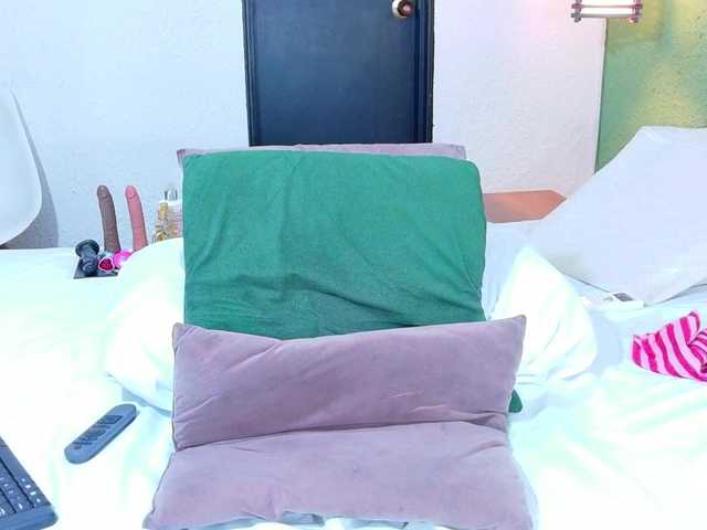 Live sex webcam photo for DANAABROWN #292208430