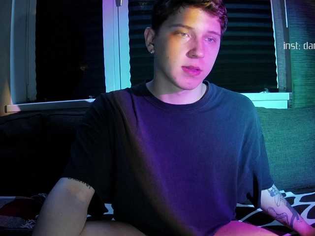 Live sex webcam photo for DANYWHO #275960483