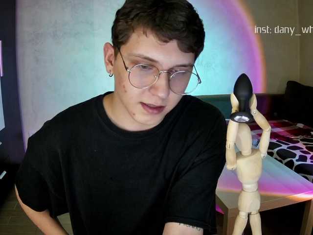 Live sex webcam photo for DANYWHO #275987208