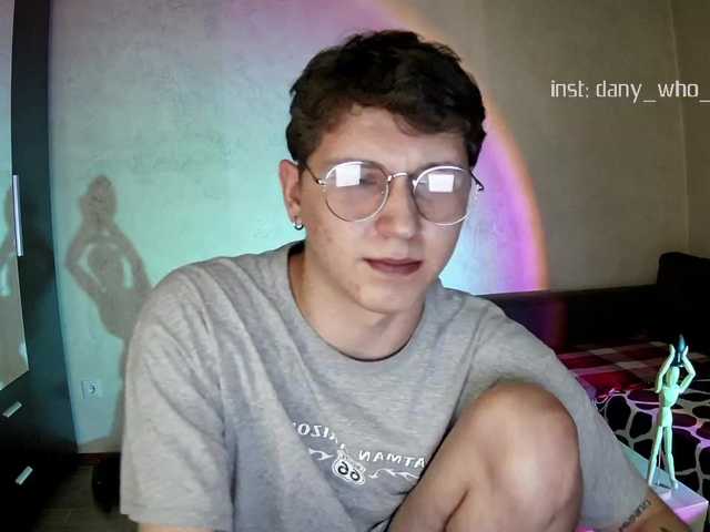 Live sex webcam photo for DANYWHO #276016503