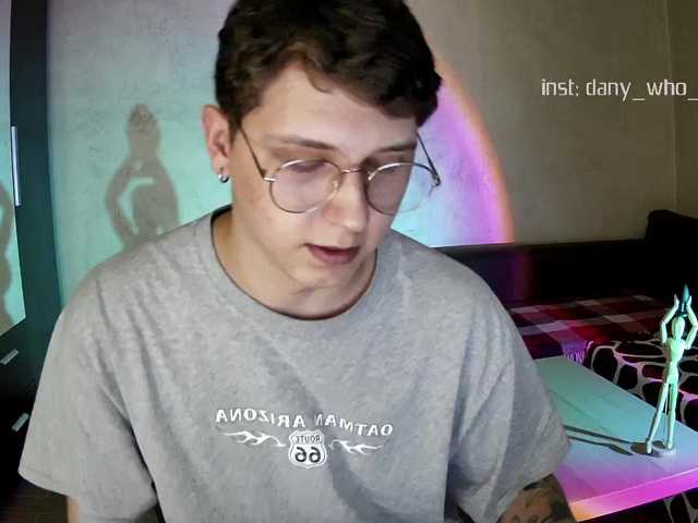 Live sex webcam photo for DANYWHO #276022292