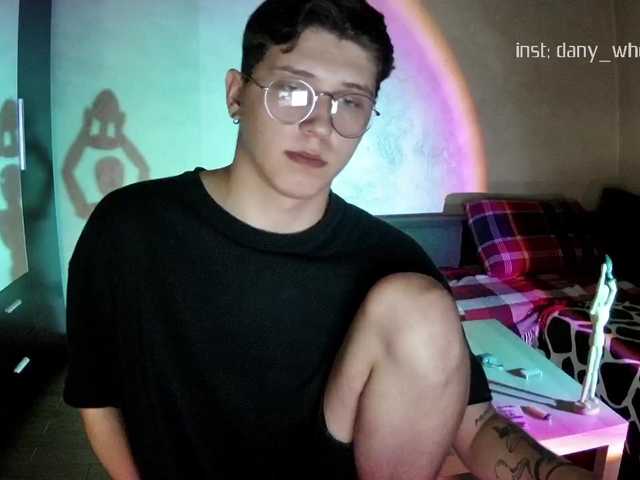 Live sex webcam photo for DANYWHO #276199620