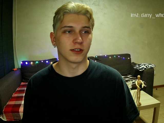 Live sex webcam photo for DANYWHO #276383863