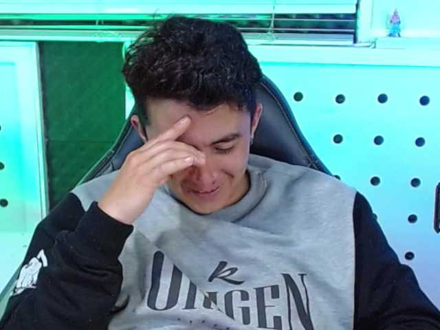 Live sex webcam photo for DARKO0717A #291605316