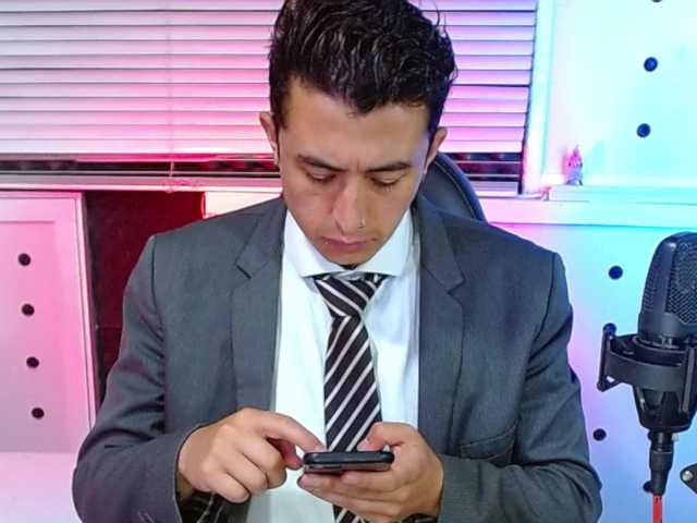 Live sex webcam photo for DARKO0717A #291614967