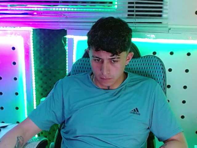 Live sex webcam photo for DARKO0717A #291882010