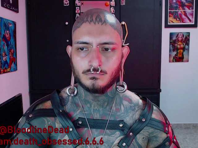 Live sex webcam photo for DEATH-INK666 #277056323