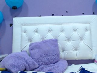 Live sex webcam photo for DIKA-SEXXX #215008406