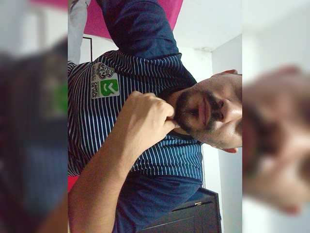 Live sex webcam photo for DISTORSION2502 #277323964