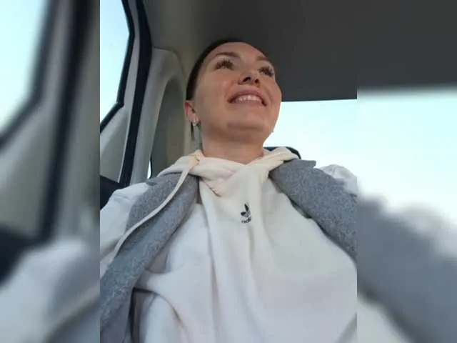 Live sex webcam photo for DIVORA #292169791