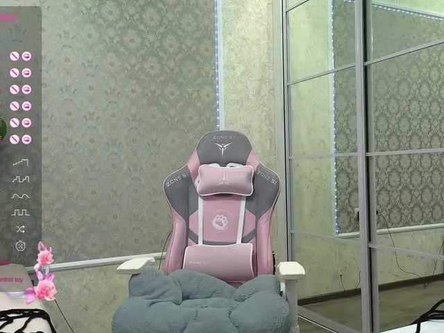 Live sex webcam photo for DIVORA #292178739