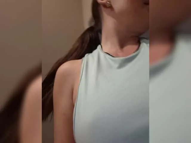 Live sex webcam photo for DIVORA #292197539