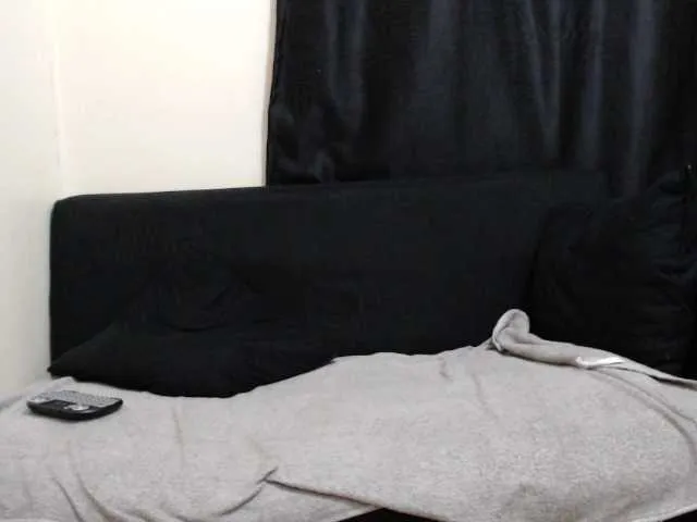 Live sex webcam photo for DLicker2002 #272749363