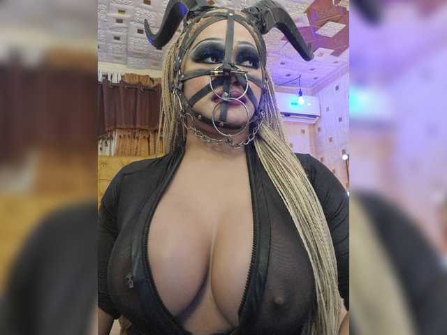 Live sex webcam photo for DRAGtoHELL #274096488